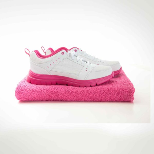 Running Shoes / free towel
